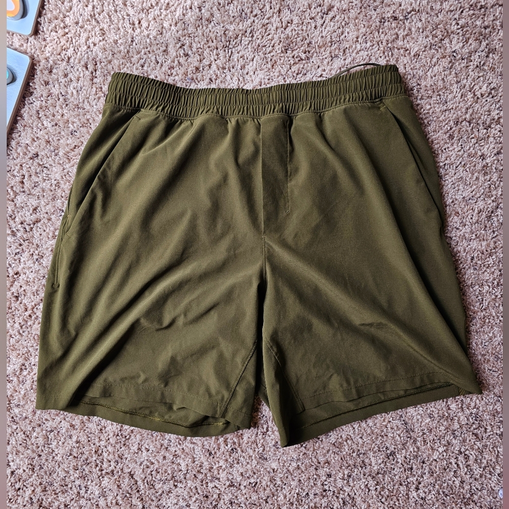 Lululemon Pace lined Breaker Shorts 7"